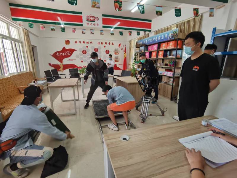追星女孩心理学分析报告：南湖区广告片拍摄公司揭秘饭圈应援式传播逻辑